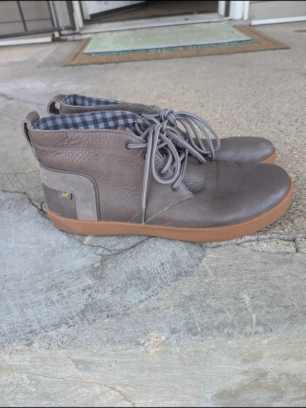 Chaco Men's Gray Leather Chukka Boots with Brown Gum Sole